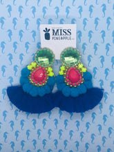 Load image into Gallery viewer, Piñatas - signature earrings